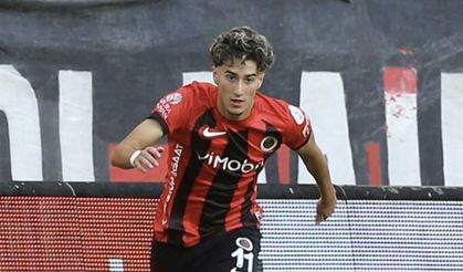 Trabzonsporlu Göktan Gürpüz, Çorum FK’nın teklifini geri çevirdi