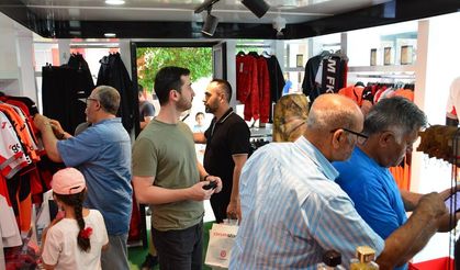 Çorum FK'nin yeni sezon formalarına taraftarlardan yoğun ilgi