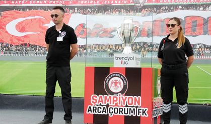 Tarihi kupa meydanda