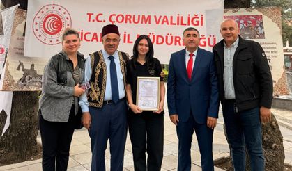 Okulunun ve ailesinin gururu oldu