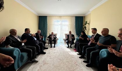 Bakan Çorum'da şehit ailelerini ziyaret etti