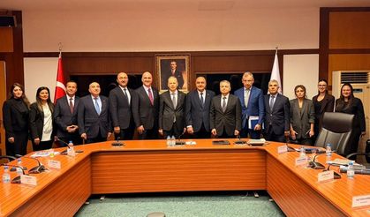 Mobilya, kâğıt ve orman ürünleri ihracatçıları sorunlarını dile getirdi