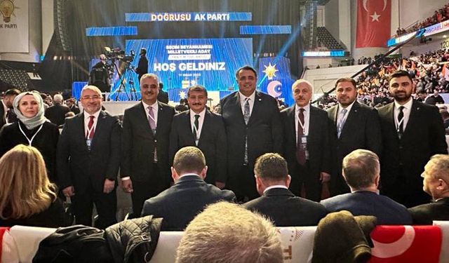 Erdoğan, AK Parti adaylarını tanıttı