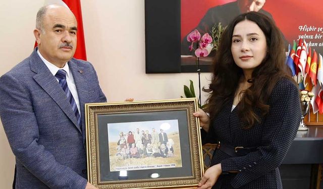 Vali Dağlı, 25 yıl önce kaymakamlık  yaptığı Bayat'ı ziyaret etti