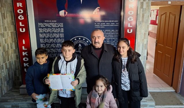 Emekli öğretmene torunlarından sürpriz