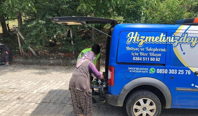 Her gün 250 aileye sıcak yemek ulaştırıyorlar