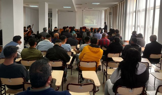 Şehitler Adliye’de anıldı