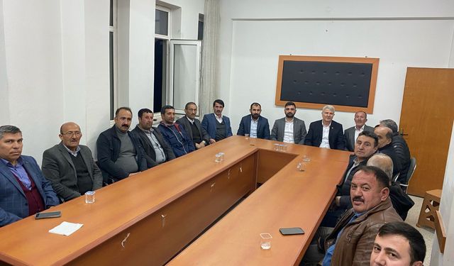 Temur, Konaklı’da  muhtarlarla buluştu