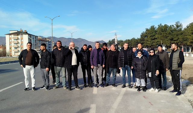 Osmancık D100'deki yol genişletme çalışmasına vatandaşlardan tepki