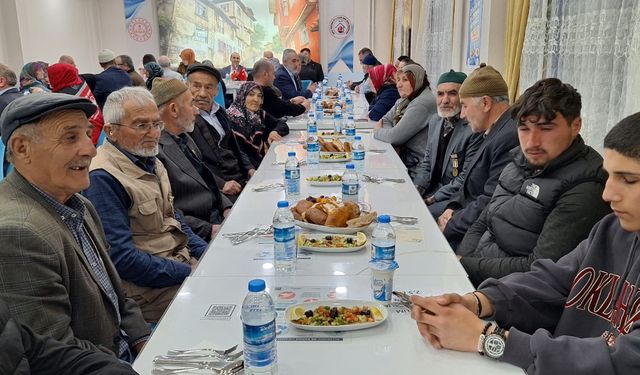 İskilip'te şehit yakınları ve  gaziler iftar yemeğinde buluştu
