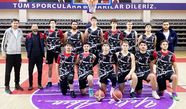 Dev adamlar sezona yenilgiyle başladı: 89-87
