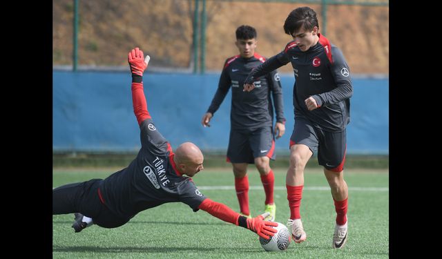 Hasan Ege Akdoğan’lı milliler İsviçre önünde