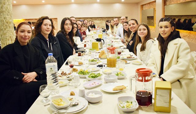 Arena’nın sultanları iftarda bir araya geldi