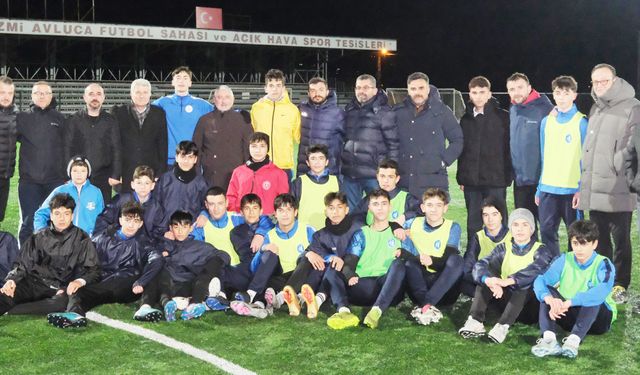Aşgın’dan Vefaspor’a tatlılı moral ziyareti