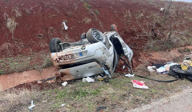 Yoldan çıkan otomobil takla attı: 4 yaralı