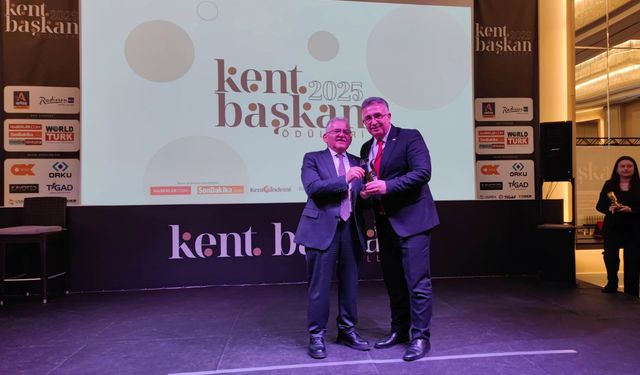 Cebeci’ye “kent  başkan” ödülü