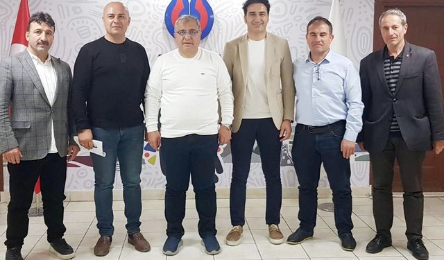 Bayat karakucak güreşleri öncesi bir araya geldiler