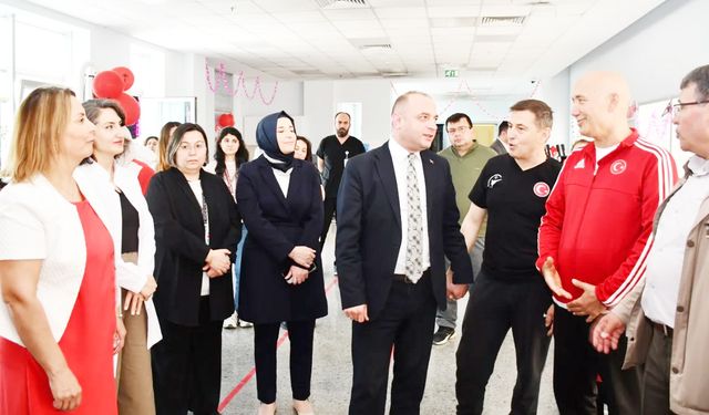 Tekvando camiasından Başhekim Komut’a ziyaret