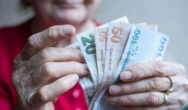 En düşük emekli maaşı için rakam verildi!