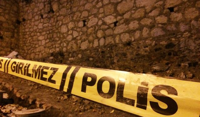 Yalnız yaşayan kişi evinde ölü bulundu