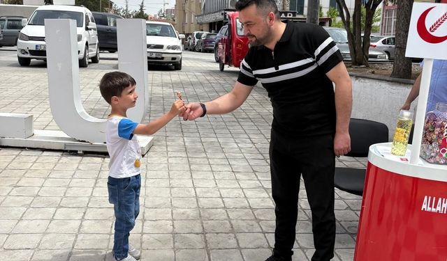 Yeniden Refah’tan Sungurlu’da stand