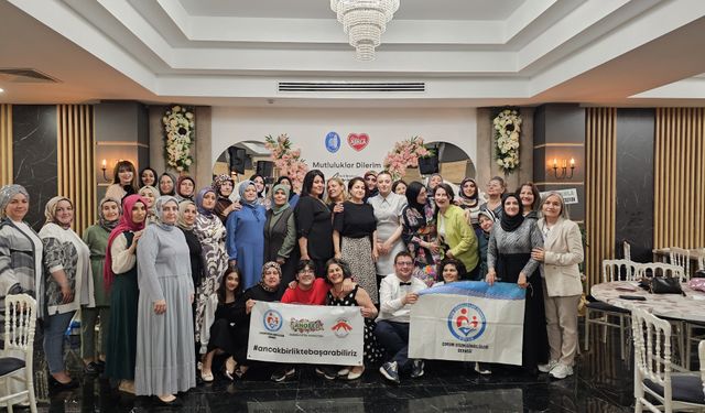Otizm Derneği’nden Anneler Günü’ne renkli kutlama