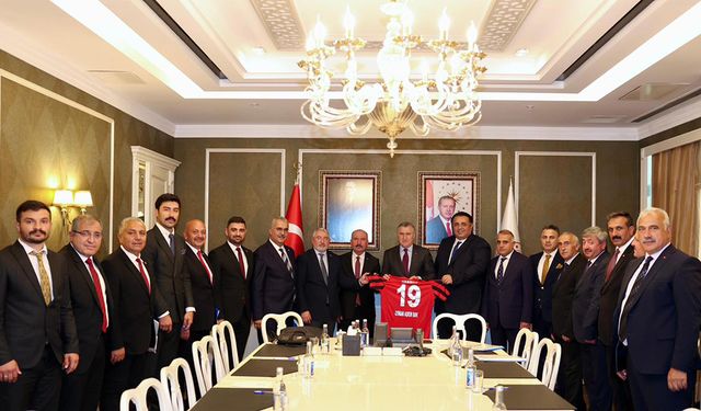 Bakan Bak’la Çorum’un sportif geleceği ile ilgili kritik görüşme