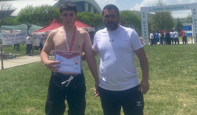Veysi Yaman Karakucakta Türkiye 2’ncisi
