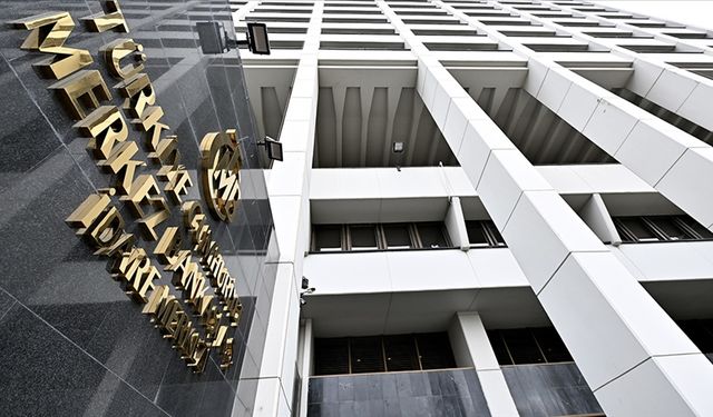 Merkez Bankası, politika  faizini % 46'da sabit tuttu