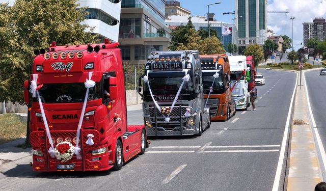 Son model tırlarla düğün konvoyu