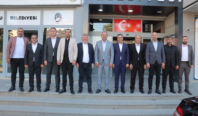 Muhsin Dere’ye  ziyaretçi akını