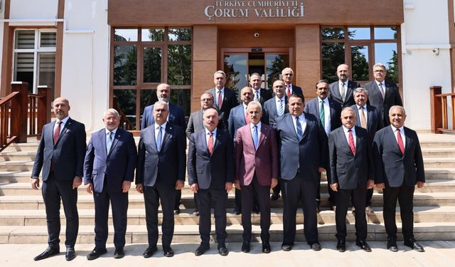Bakan Uraloğlu'ndan  Çorum Valiliği'ne ziyaret