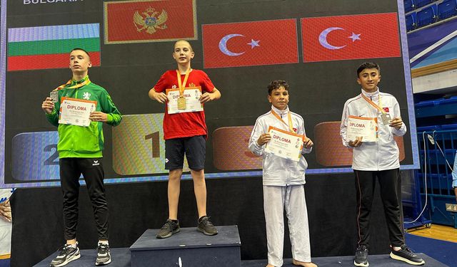 Buğra Özeker Balkan üçüncüsü