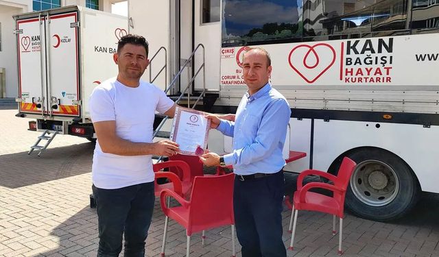 Kızılay’dan kan bağışçılarına madalya ve teşekkür belgesi