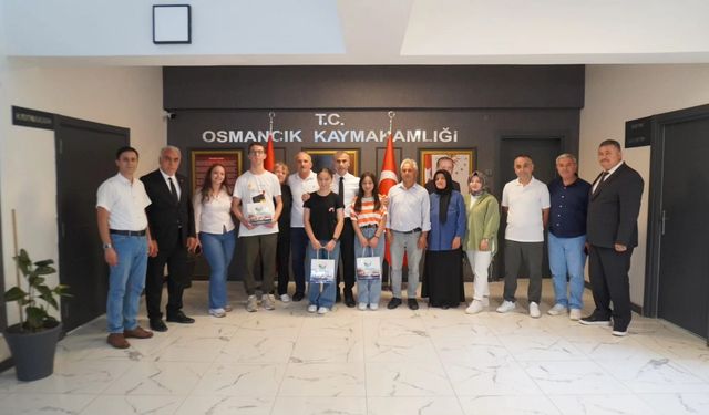 Kaymakam Duman’dan  LGS birincilerine hediye