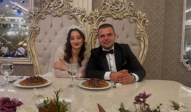 Melek & Kürşat Hüseyin  çifti hayatını birleştirdi