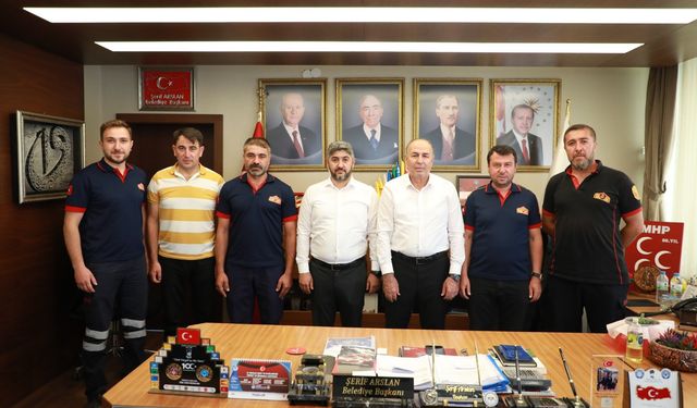 Arslan’dan kahraman  itfaiyecilere teşekkür