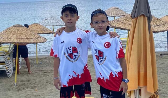Efor'un iki minik sporcusu milli takım kapısını araladı