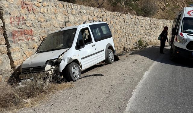 Kırkdilim’de kaza,  2 kişi yaralandı