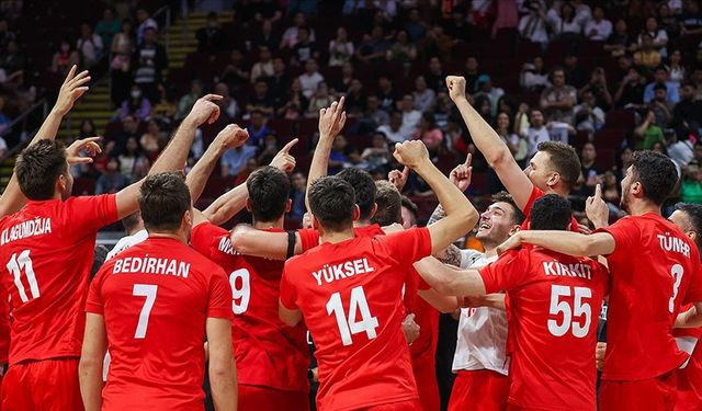 A Milli Erkek Voleybol  Takımı, tarih peşinde…