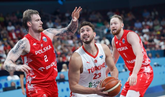 A Milli Erkek Basketbol Takımı, yarı finalde Yunanistan ile karşılaşacak
