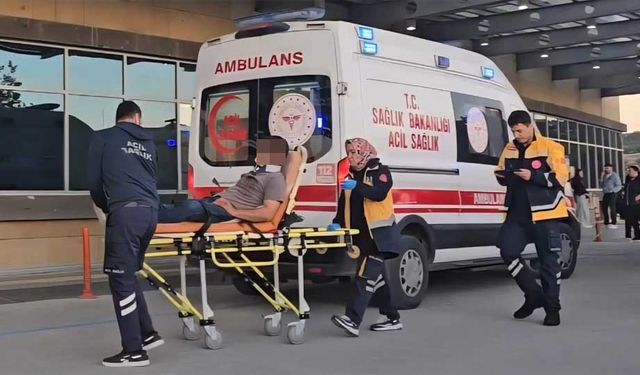 Alkol masasında iki grup arasında bıçaklı kavga!