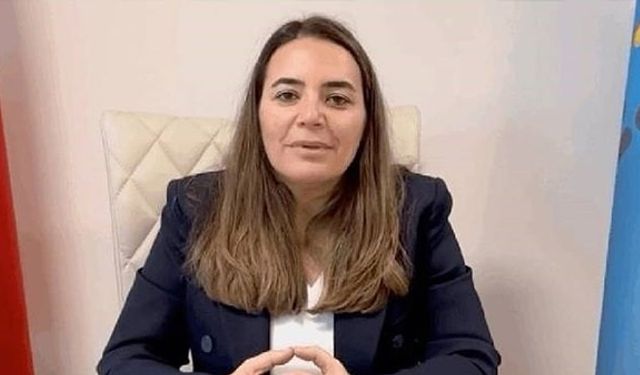 Ayyüce Türkeş Taş geliyor