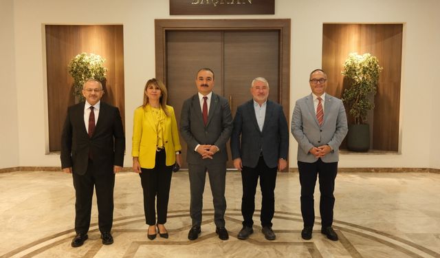 Üniversite yönetiminden Başkan Aşgın’a ziyaret
