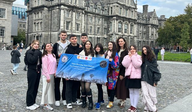 Çorumlu öğrenciler Dublin sokaklarında