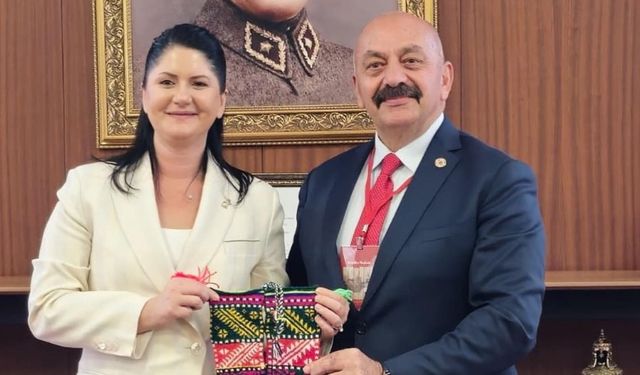 İsbir’den Edirne Belediye  Başkanı Gencam’a ziyaret