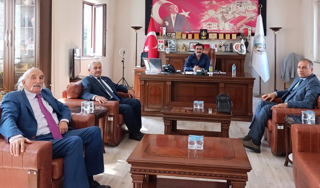 Gelecek Partisi Mecitözü İlçe Başkanı  Mustafa Metin’den Başkan Aylar’a ziyaret