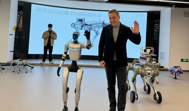 Dere, Çin’den robotlarla  Çorum’a selam gönderdi