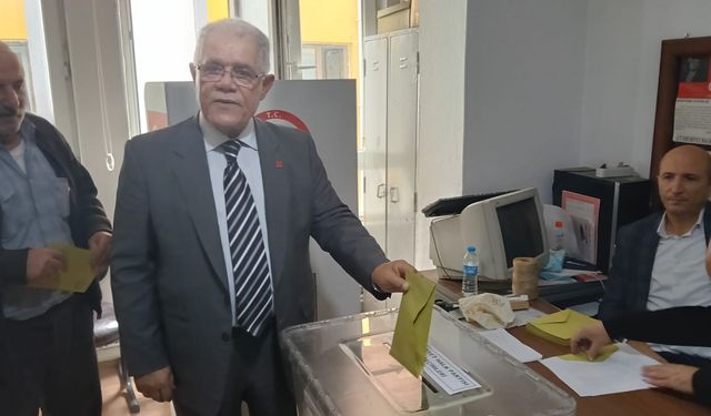Yusuf Var, yeniden CHP İskilip İlçe Başkanı oldu