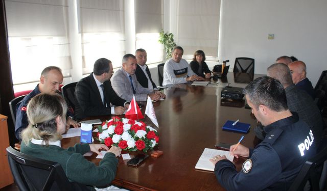 Mecitözü Mevsimlik Tarım İşçisi Öğrenci Takip Komisyonu toplandı